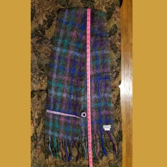 COPY - Mohair scarf, soft, multi & gray, plaid, vintage, unisex, Robinson's - Picture 4 of 4